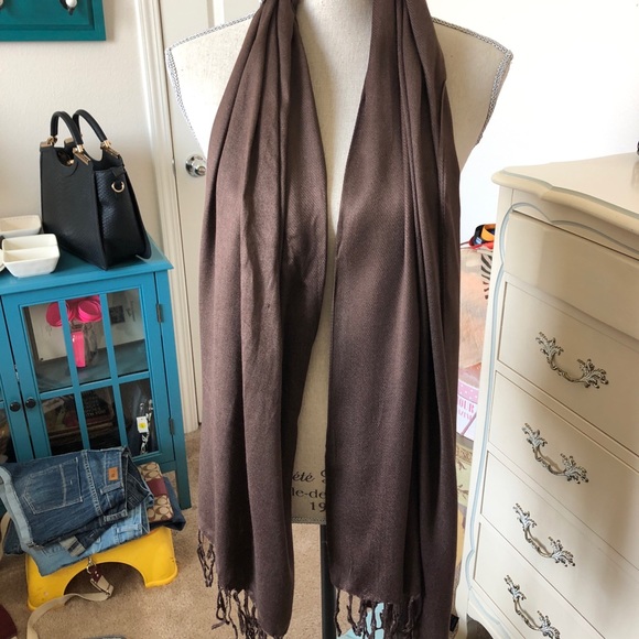 New Pashmina scarf - Picture 4 of 7